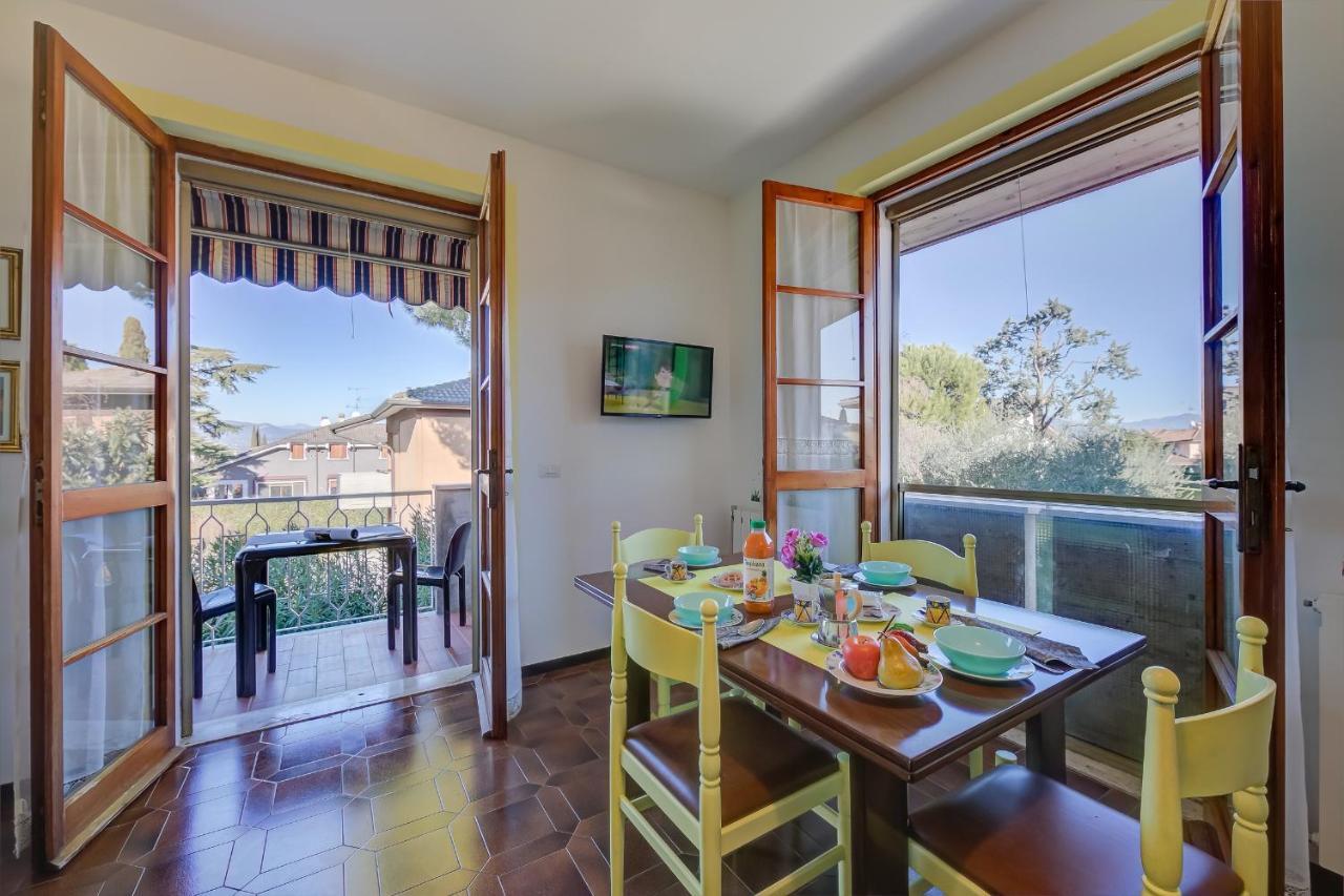 סירמיונה Villa Fiorita Apartments - Happy Rentals מראה חיצוני תמונה