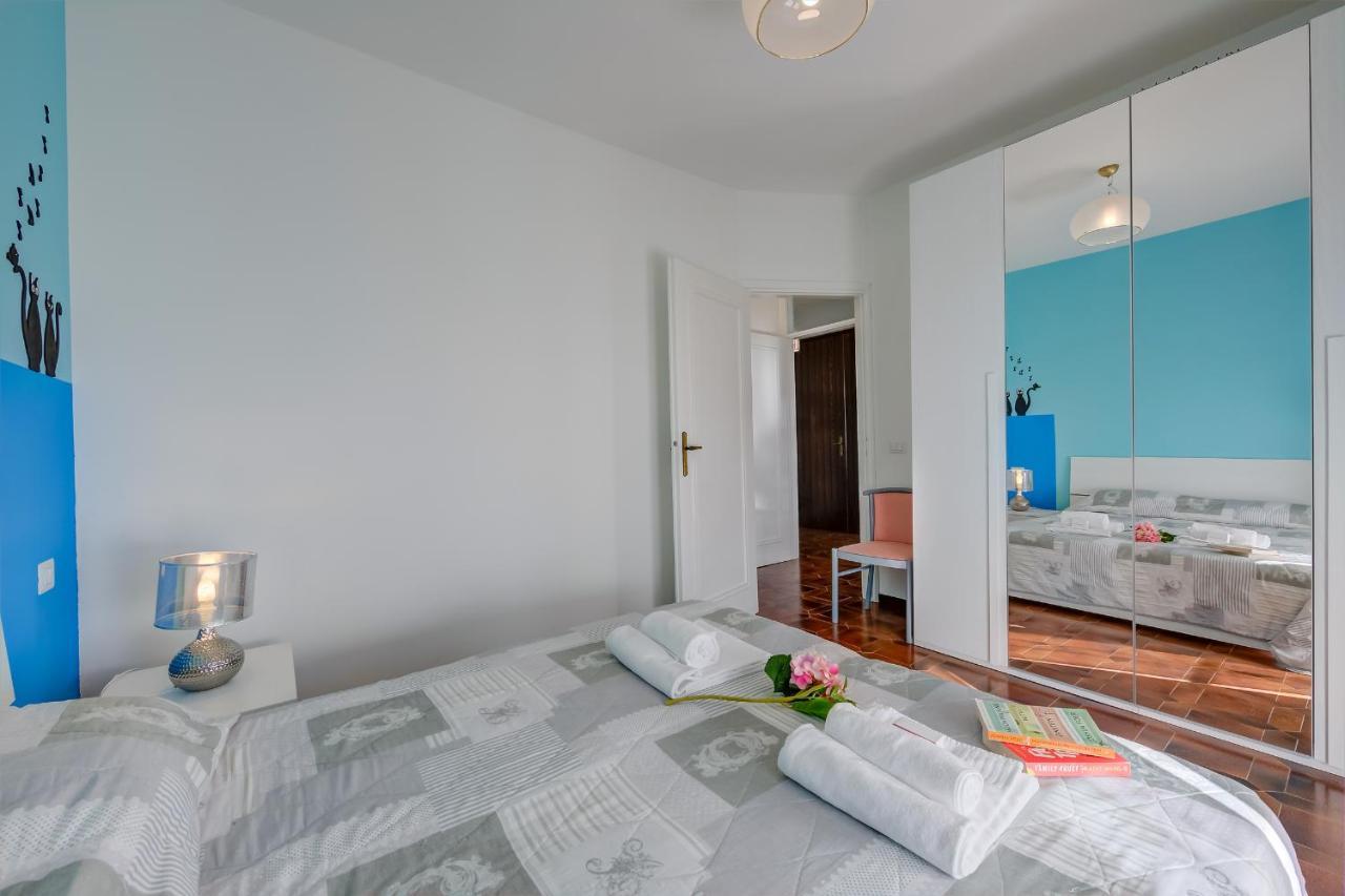 סירמיונה Villa Fiorita Apartments - Happy Rentals מראה חיצוני תמונה