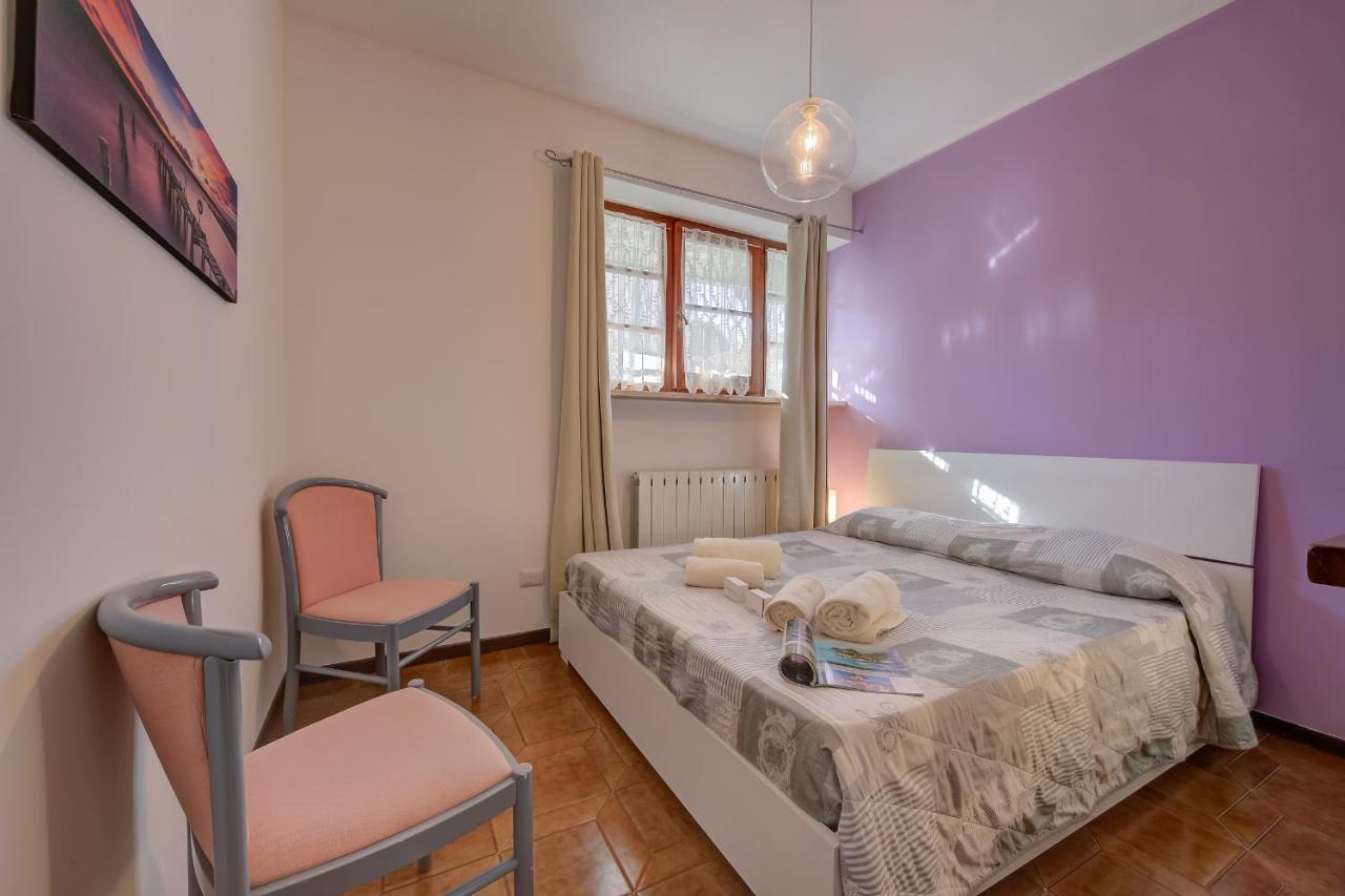 סירמיונה Villa Fiorita Apartments - Happy Rentals מראה חיצוני תמונה
