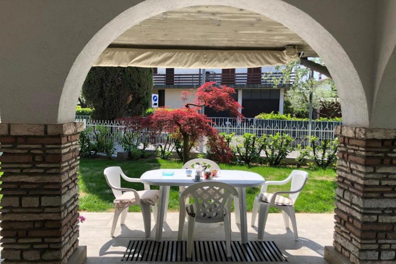 סירמיונה Villa Fiorita Apartments - Happy Rentals מראה חיצוני תמונה